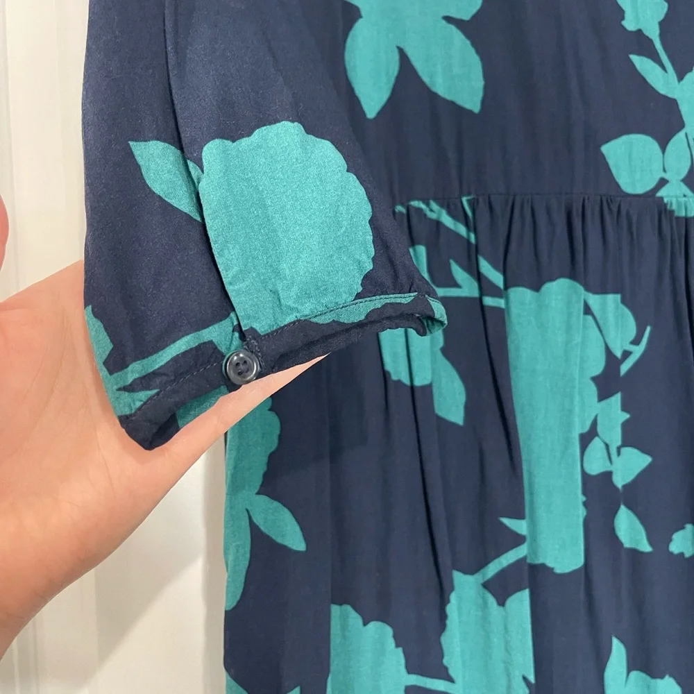 Blue and Teal Floral Dress. Size Large - Picture 8 of 8